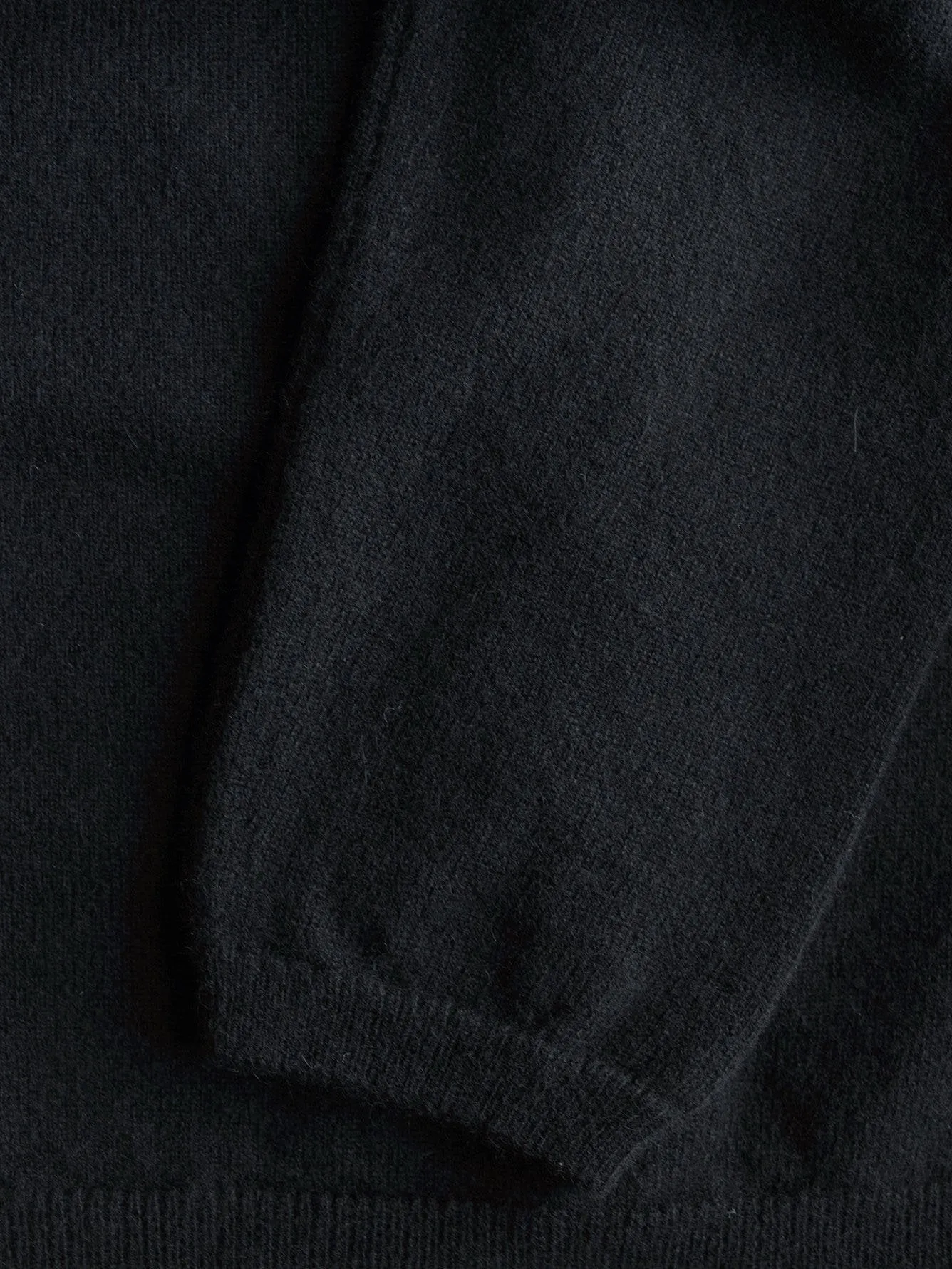 Cambric Cashmere Crew Neck - 1 Ply