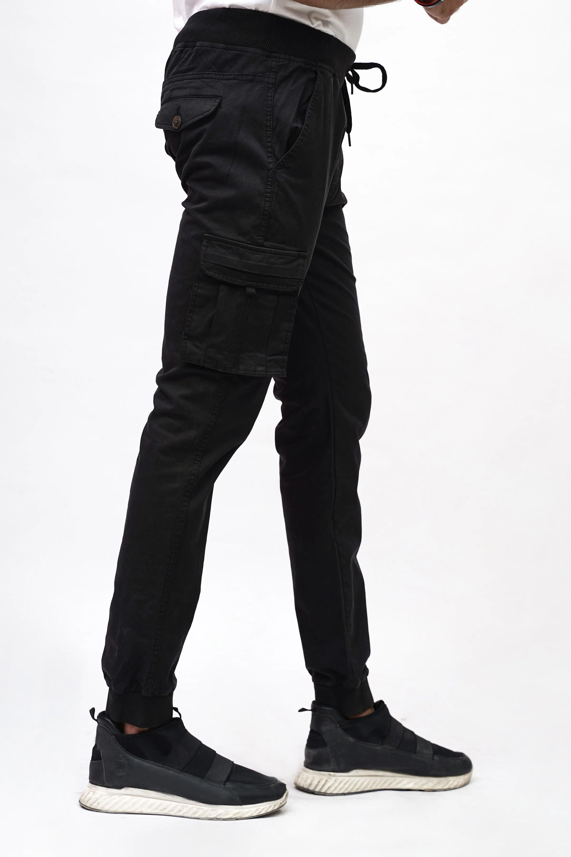 CARGO JOGGER SLIMFIT BLACK TROUSER