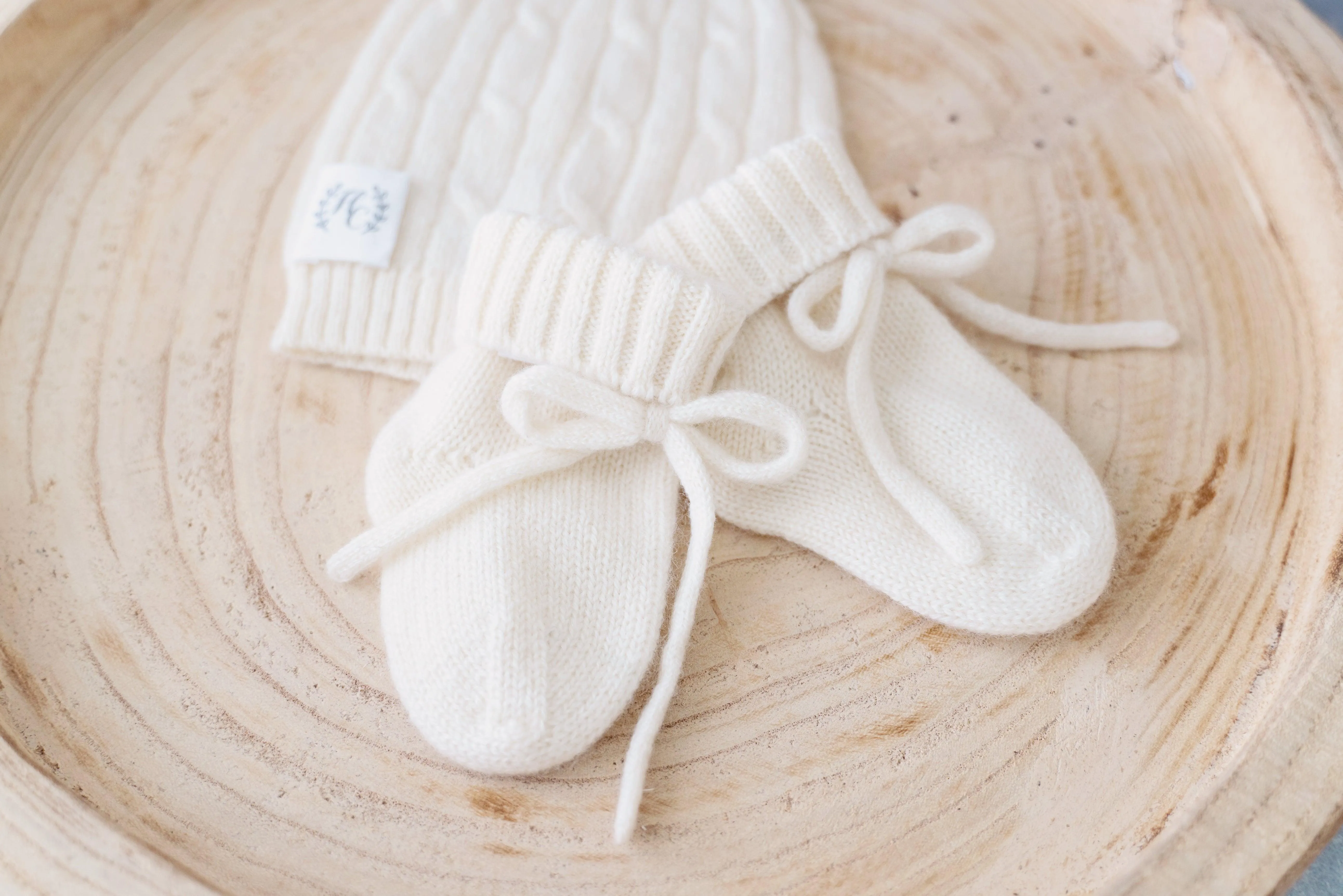 Cashmere Baby Booties - Snow