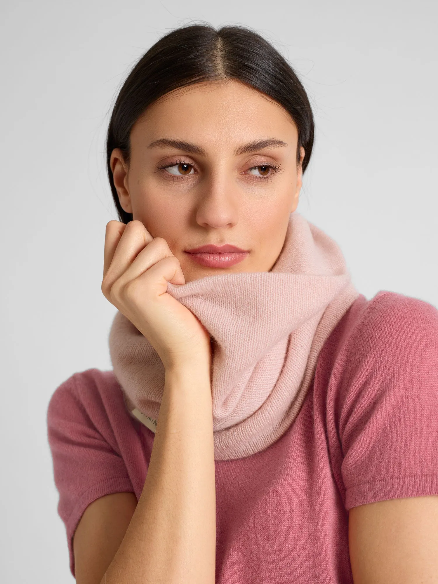 Cashmere snood "Eida" - rose glow