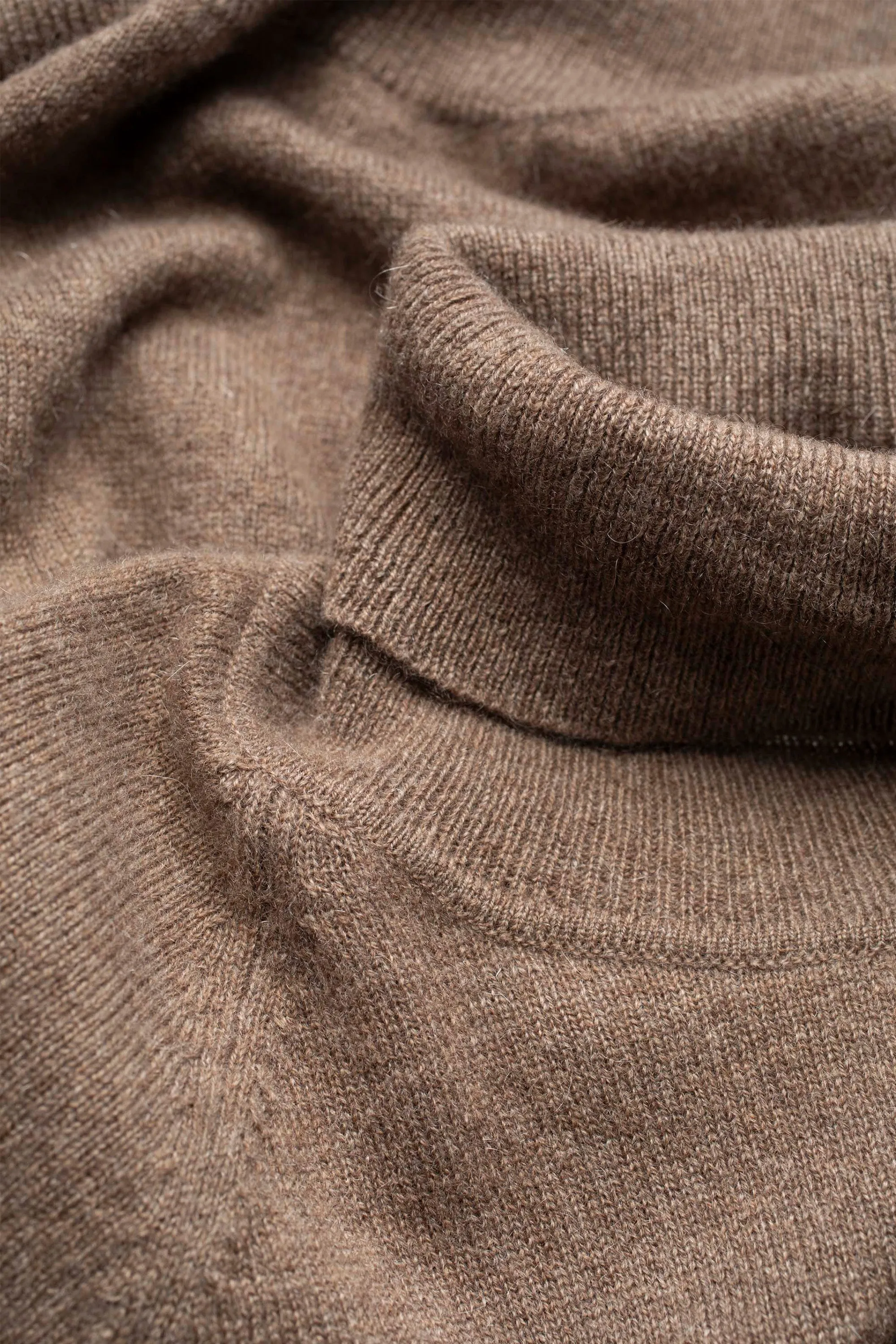 Men's Cashmere Roll Neck Jumper - Squirrel