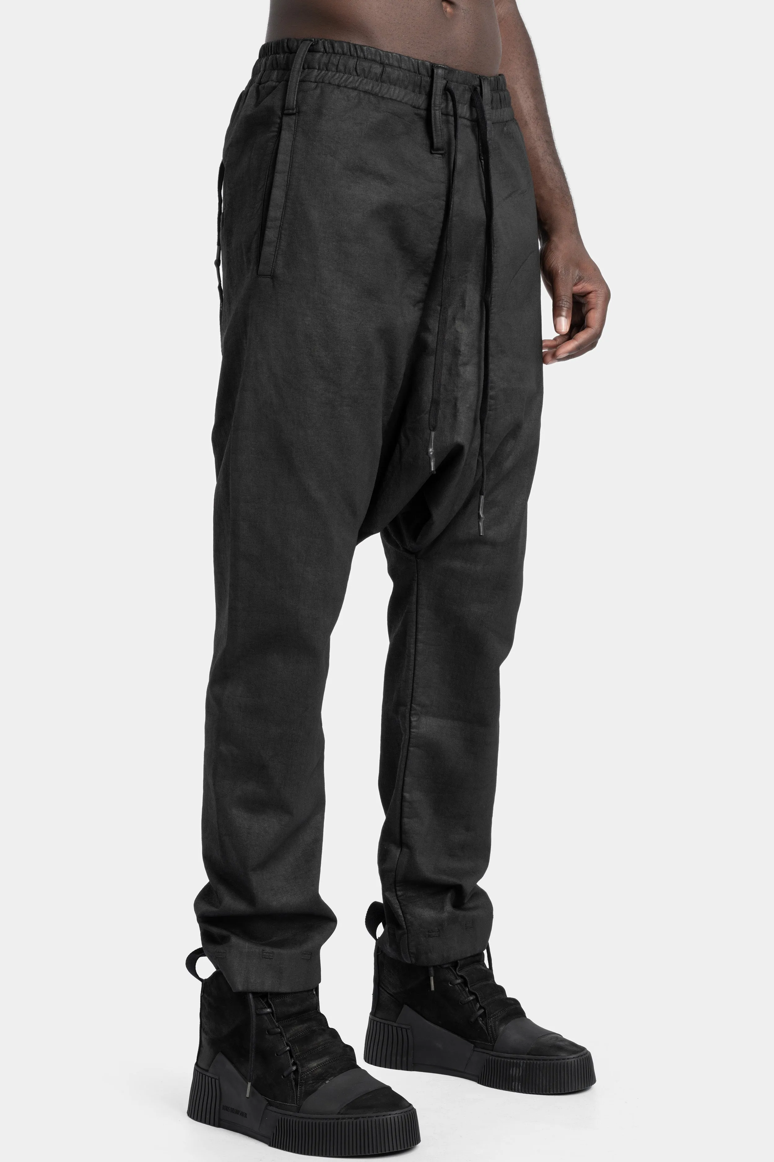 P33 - Drop crotch coated sweatpants