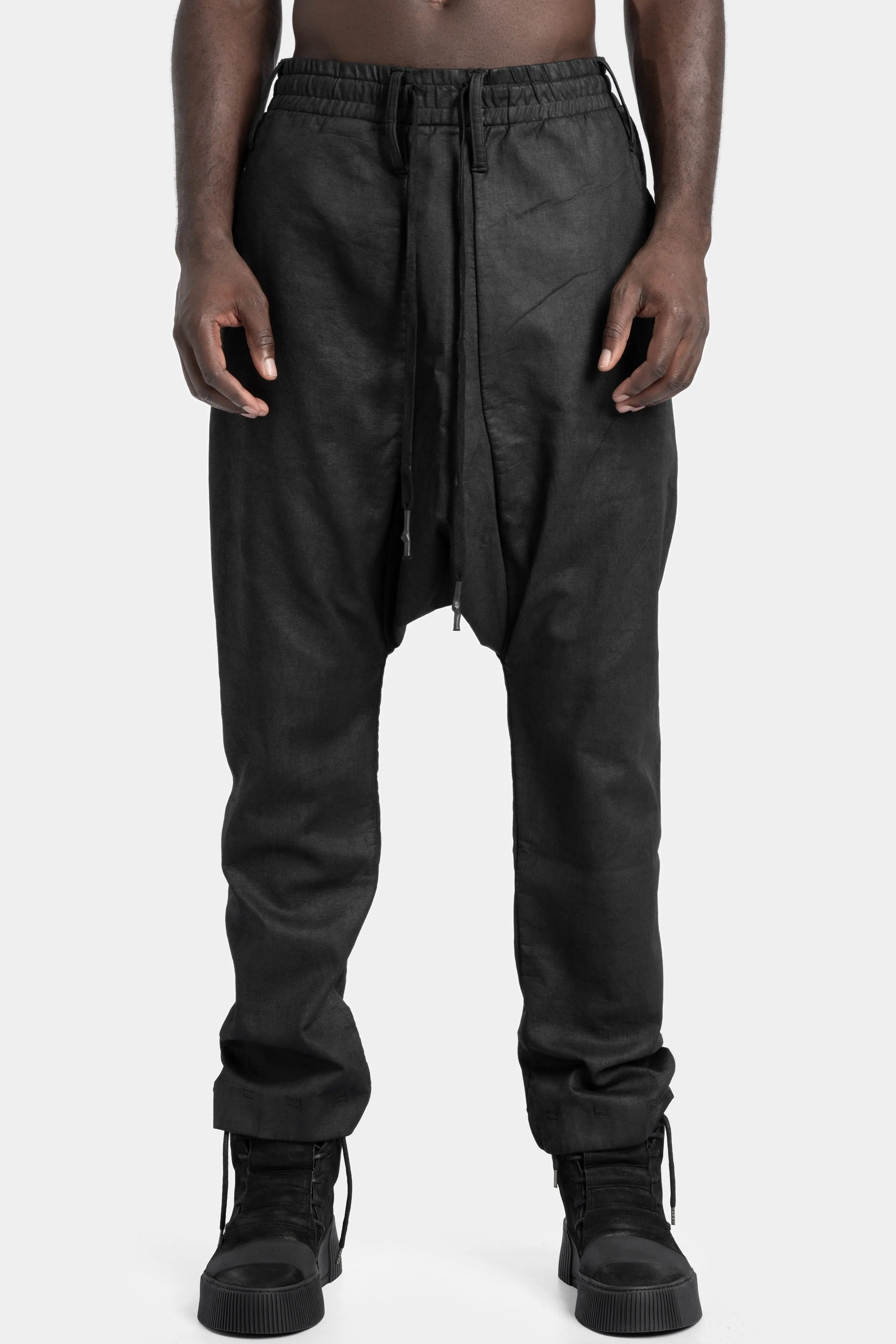 P33 - Drop crotch coated sweatpants