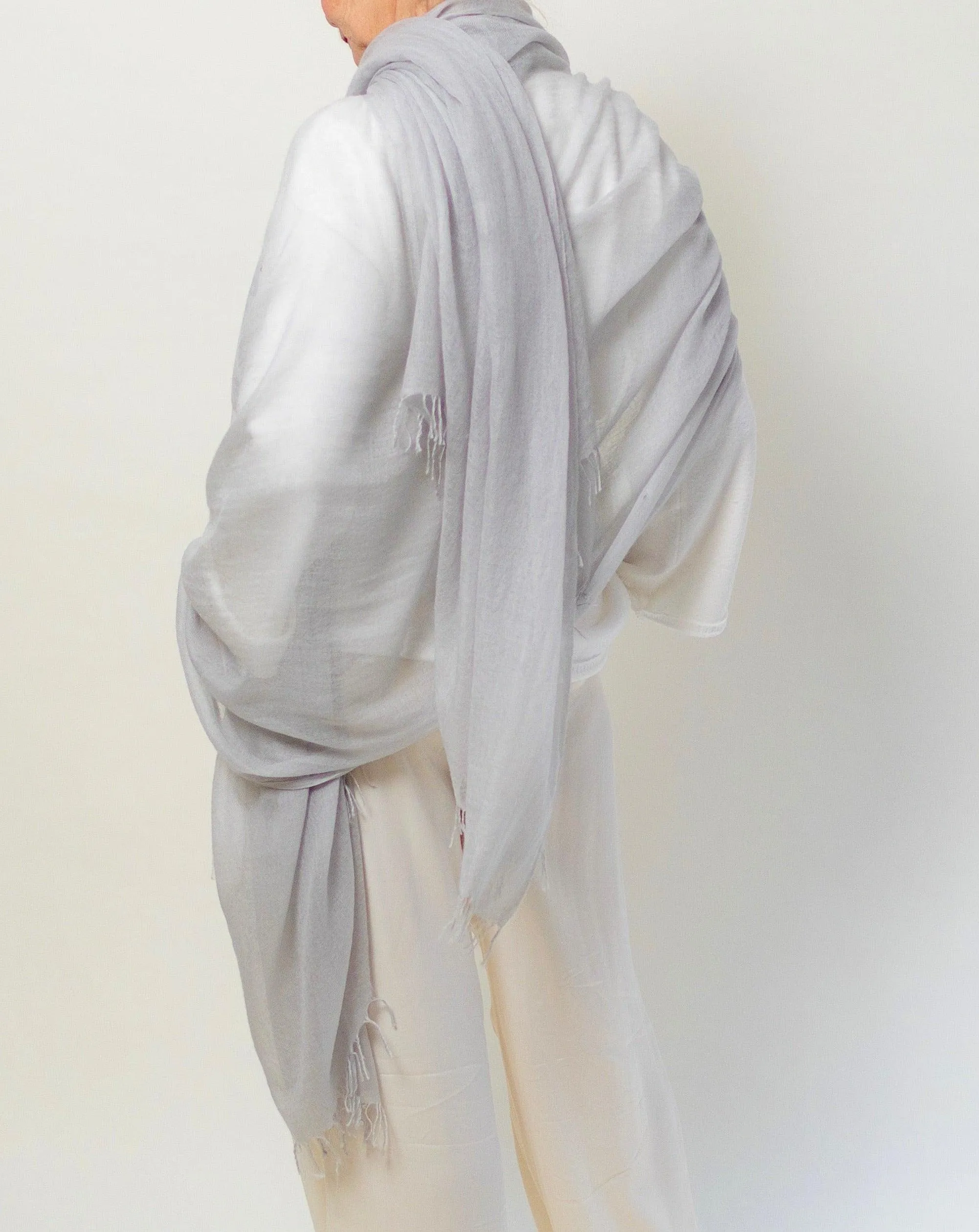 PURE CASHMERE LIGHT GREY WRAP