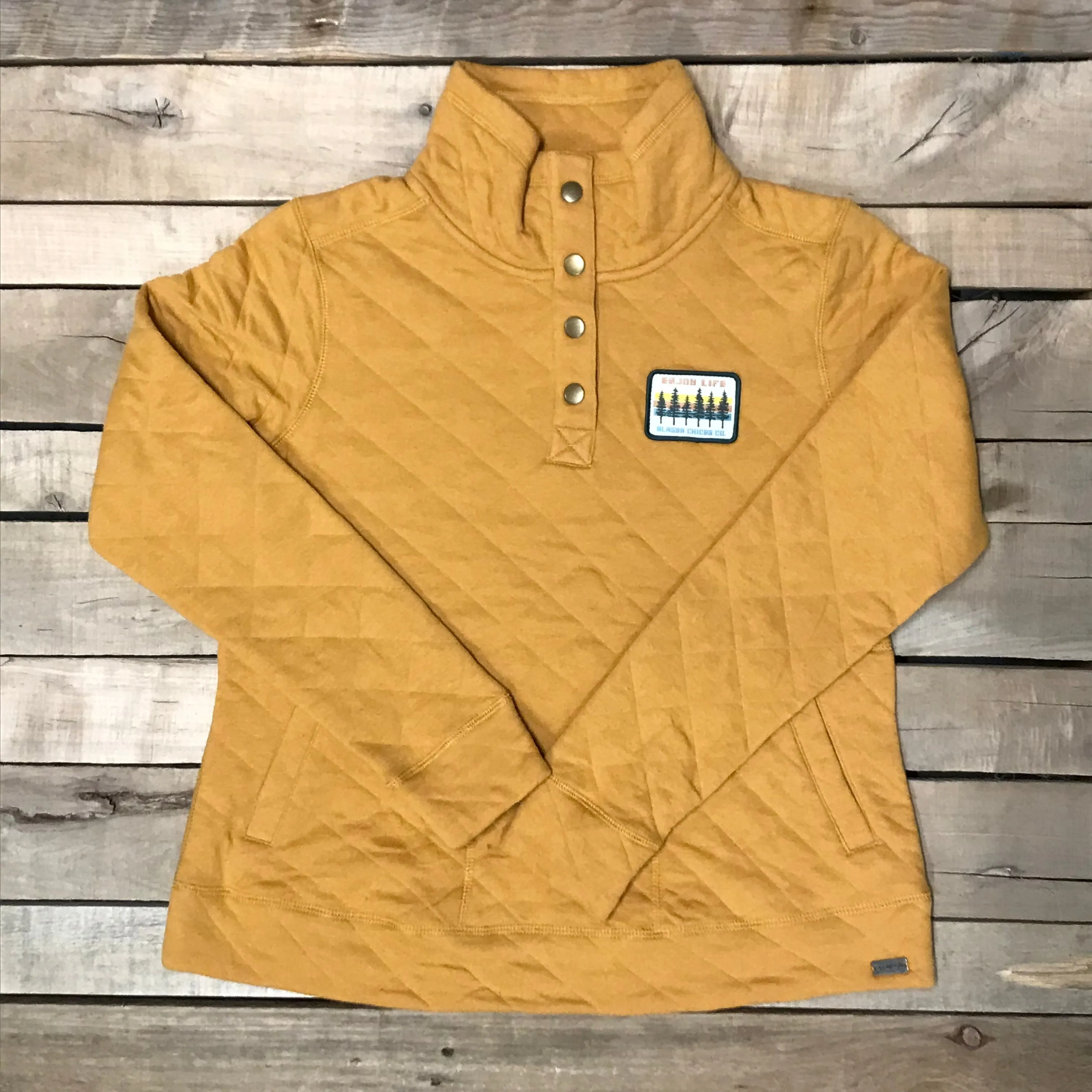 Quilted Henley Snap Pullover