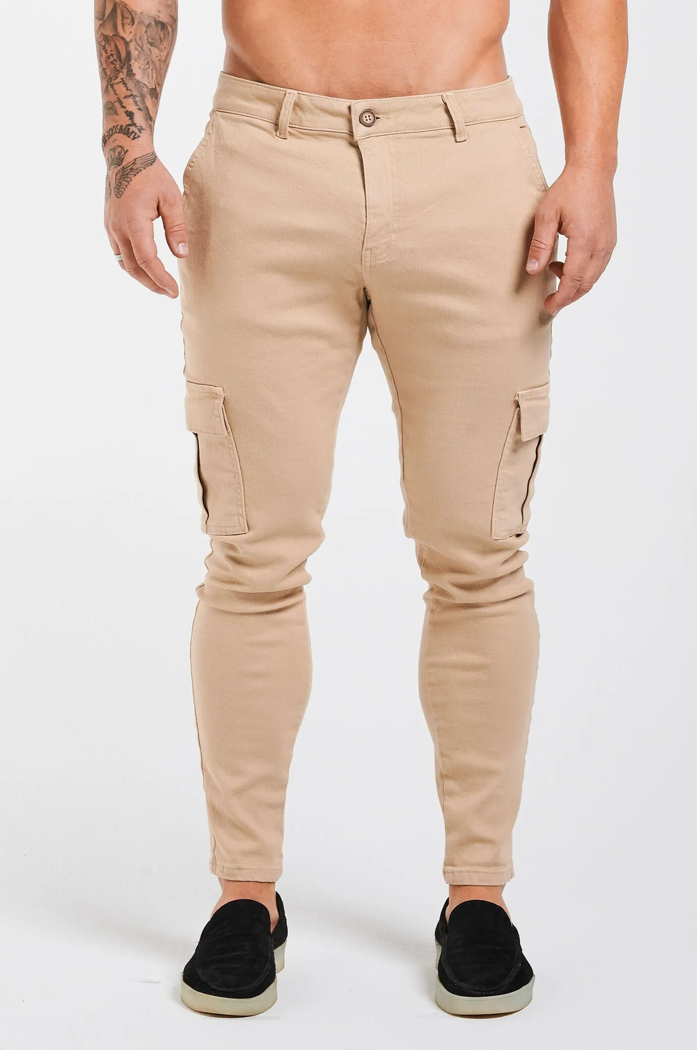 SLIM-FIT CARGO TROUSERS - BEIGE