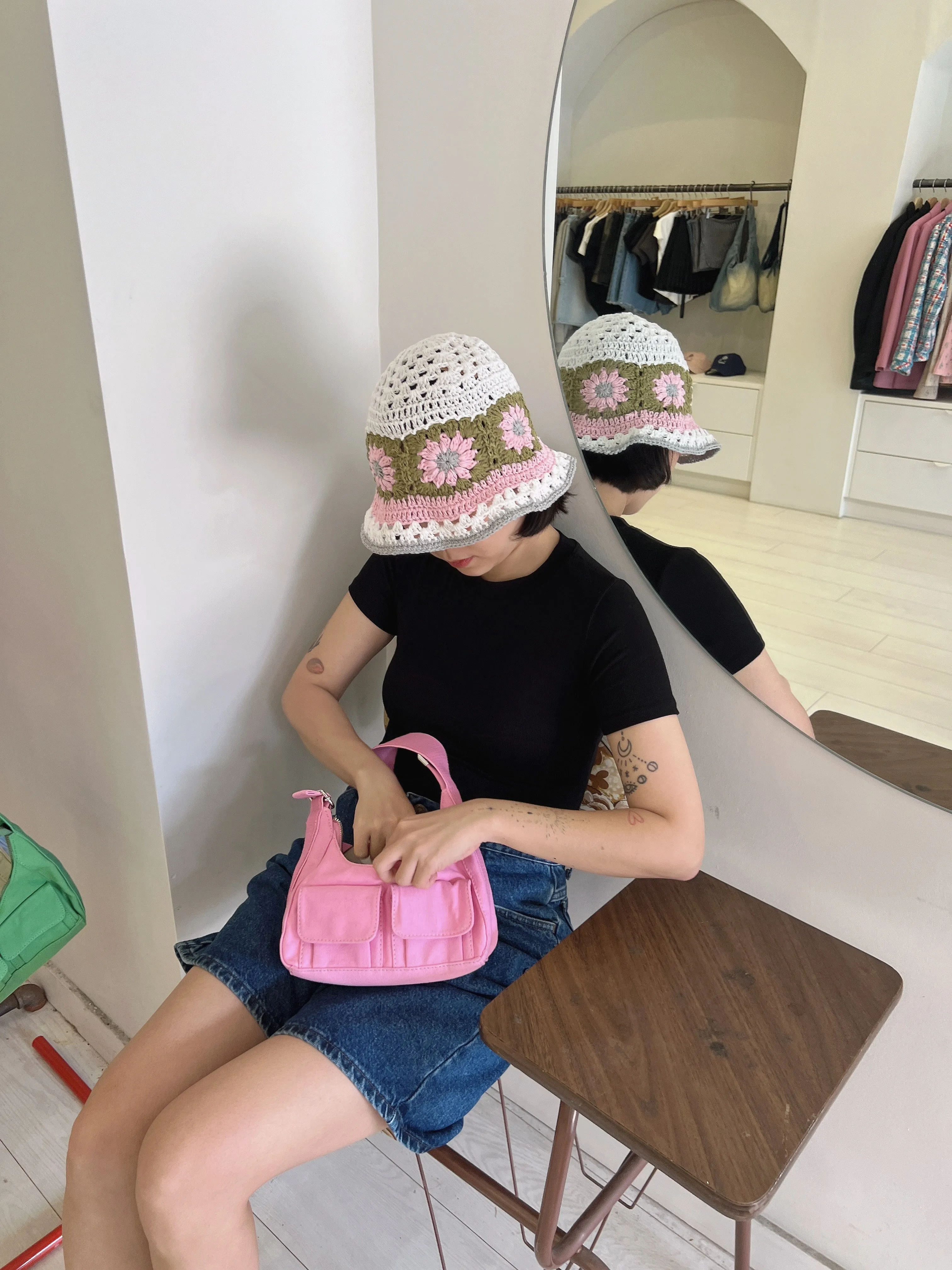 SURI Knitted bucket hat