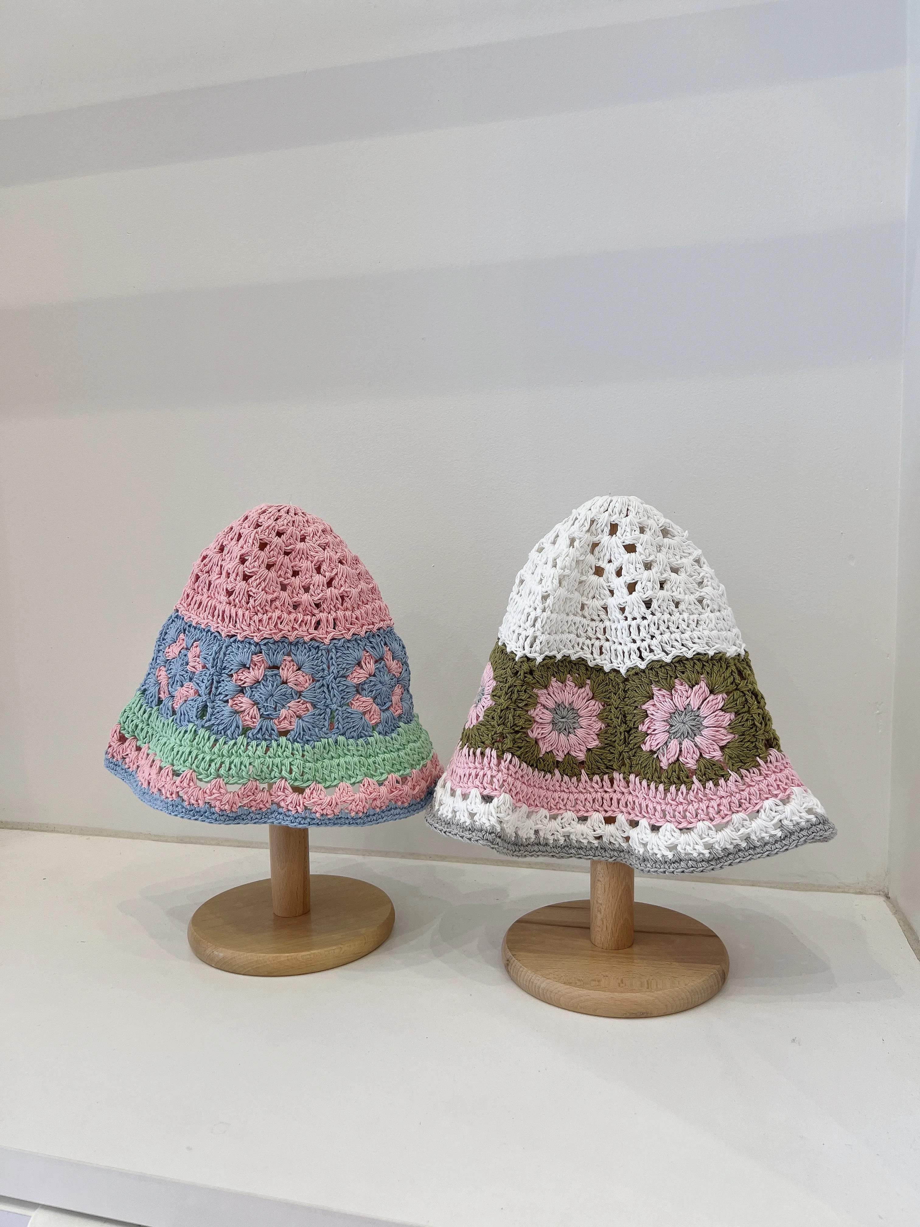 SURI Knitted bucket hat