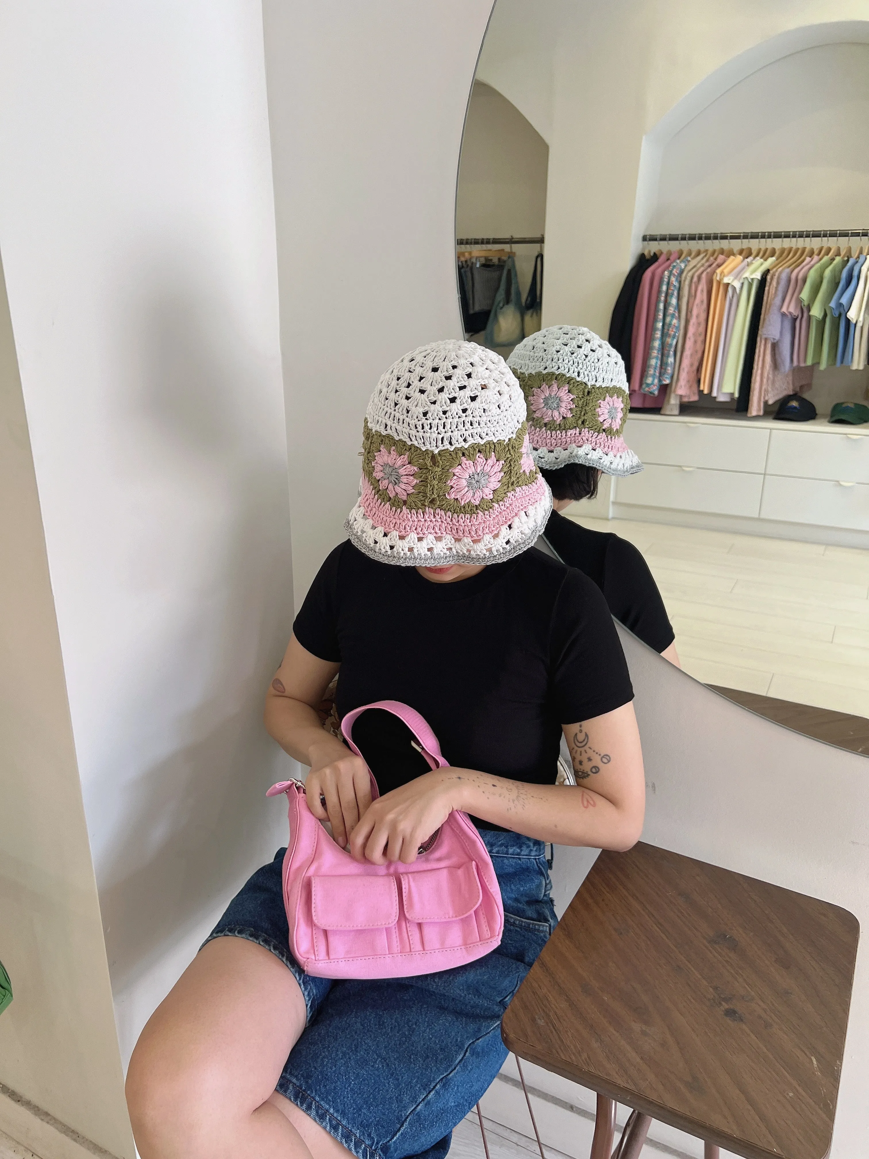 SURI Knitted bucket hat